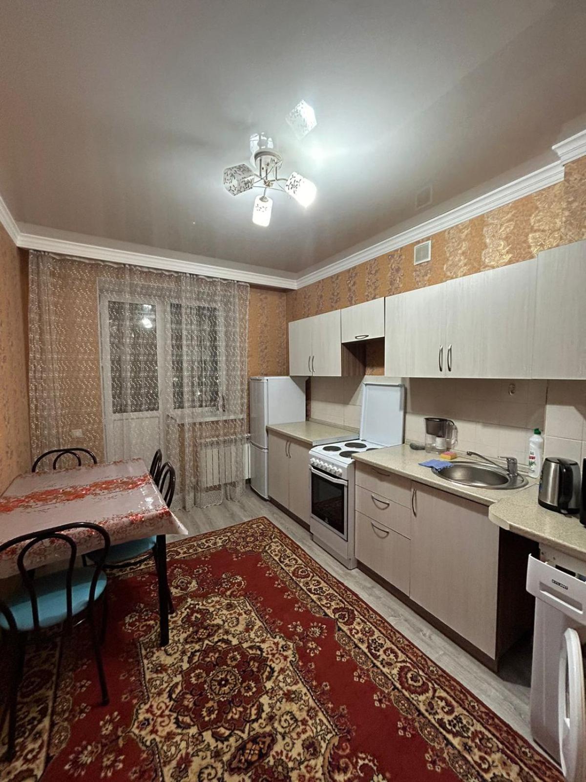 Уютная Квартира Комфорт Класса143 Promyshlennyy Luaran gambar